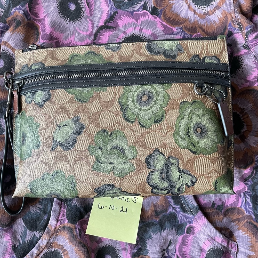 Coach x Kaffe Clutch/Pouch